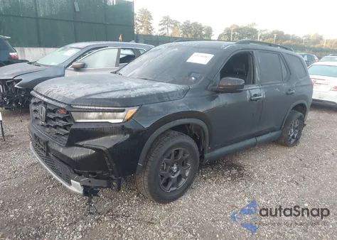 2025 Honda Pilot Trailsport из США, поврежденный, VIN 5FNYG1H65SB026501